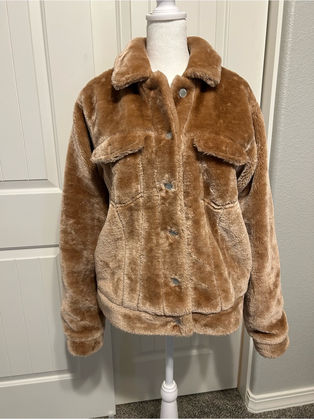 BKE Plush Faux Fur Teddy Jacket - Camel Brown